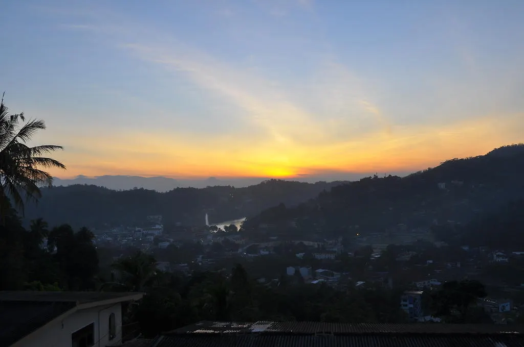 ****  Amaara Sky Hotel Kandy Sri Lanka